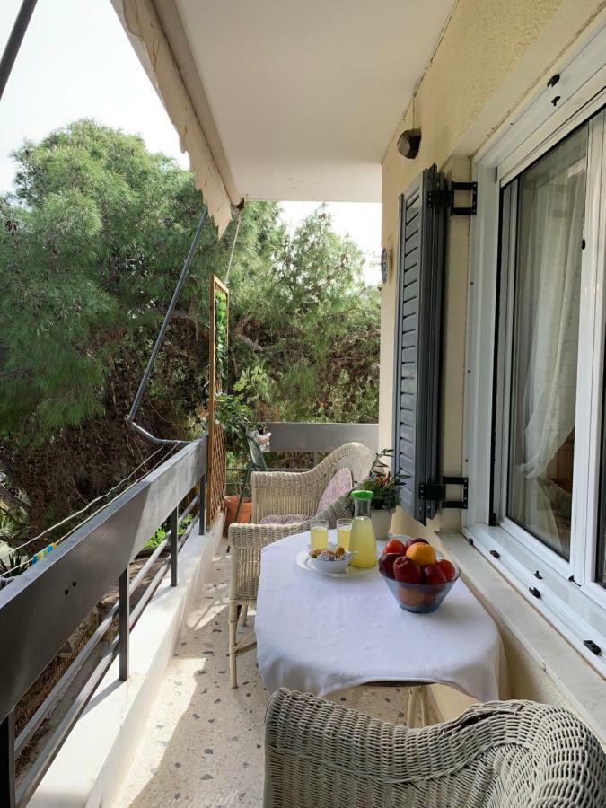 Charming Apartment In Varkiza Exterior photo